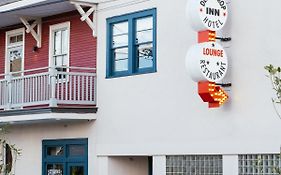 Dew Drop Inn Hotel & Lounge
